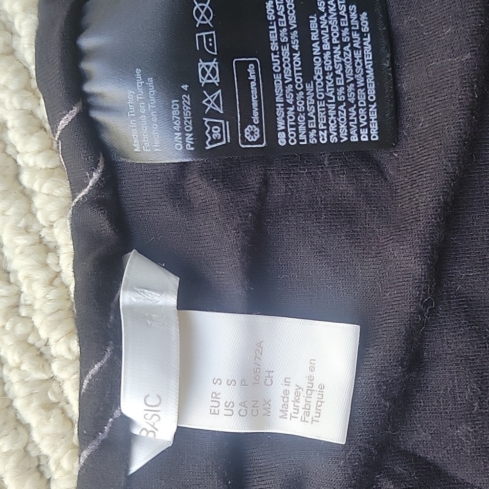 H&M Jersey Pencil Skirt - Picture 2 of 2